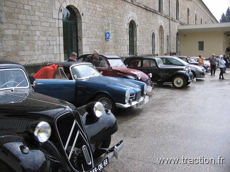 2011_CVAAM_35ans_8_Fort_des_Rousses (6).JPG - 35 Ans du CVAAM, sortie dans le Doubs et le Jura, du 26 Avril au 1er Mai 2011, Le Fort des Rousses, caves d'affinage Juraflore
